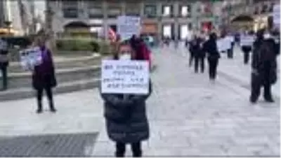 İspanya'da, 'Kadına Yönelik Şiddetle Mücadele Günü' eylemi İspanya'da, 'Kadına Yönelik Şiddetle Mücadele Günü' eylemi