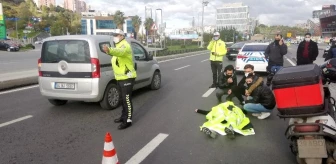 Son dakika haberleri: İstanbul'da trafik polisinden yaralı genç kıza insanlık örneği