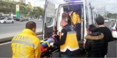 Son dakika haberleri: İstanbul'da trafik polisinden yaralı genç kıza insanlık örneği Son dakika haberleri: İstanbul'da trafik polisinden yaralı genç kıza insanlık örneği
