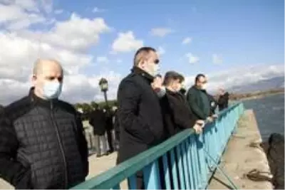 İznik Gölü'ndeki su çekilmesi ve kirlilik inceleniyor İznik Gölü'ndeki su çekilmesi ve kirlilik inceleniyor
