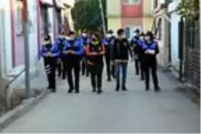 Son Dakika | KADES ile şiddetten kurtulan kadın: Hiçbir kadın öldürülmeyi hak etmiyor Son Dakika | KADES ile şiddetten kurtulan kadın: Hiçbir kadın öldürülmeyi hak etmiyor