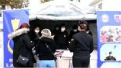 Kadına yönelik şiddete karşı polis ve jandarma ortak etkinlik yaptı Kadına yönelik şiddete karşı polis ve jandarma ortak etkinlik yaptı