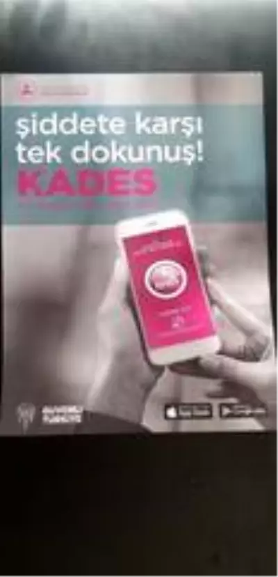 Kağıthane'de KADES kapsamında kadına şiddete karşı broşür dağıtıldı Kağıthane'de KADES kapsamında kadına şiddete karşı broşür dağıtıldı