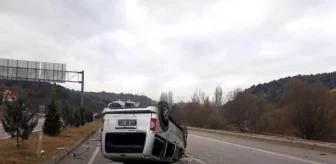 Karabük'te 2 ayrı trafik kazası : 1'i çocuk 4 yaralı