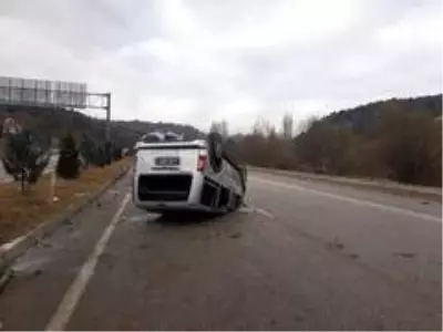 Karabük'te 2 ayrı trafik kazası : 1'i çocuk 4 yaralı Karabük'te 2 ayrı trafik kazası : 1'i çocuk 4 yaralı