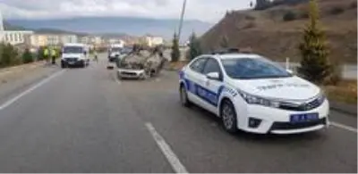 Karabük'te 2 ayrı trafik kazası : 1'i çocuk 4 yaralı Karabük'te 2 ayrı trafik kazası : 1'i çocuk 4 yaralı