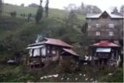 Karadeniz'e yazın gelenler, pandemi nedeniyle dönmüyor Karadeniz'e yazın gelenler, pandemi nedeniyle dönmüyor