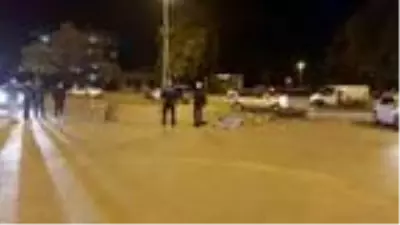 Kazada ölenin babası olduğunu öğrenince gözyaşına boğuldu Kazada ölenin babası olduğunu öğrenince gözyaşına boğuldu