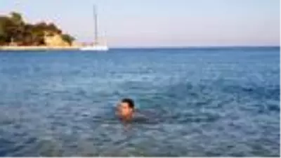 Kemer'de 30 dakikada iki mevsim bir arada yaşanıyor Kemer'de 30 dakikada iki mevsim bir arada yaşanıyor