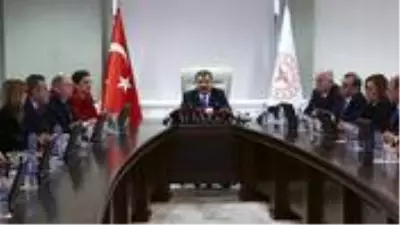 Korkutan vaka artışı sonrasında Bilim Kurulu bugün toplanıyor! Bakan Koca, toplantı sonrasında açıklama yapacak Korkutan vaka artışı sonrasında Bilim Kurulu bugün toplanıyor! Bakan Koca, toplantı sonrasında açıklama yapacak