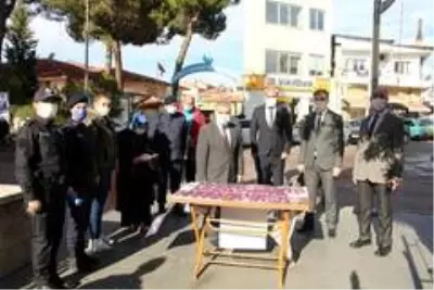 Kula'da 'Kadına şiddete hayır' standı Kula'da 'Kadına şiddete hayır' standı