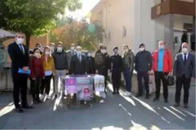Kula'da 'Kadına şiddete hayır' standı Kula'da 'Kadına şiddete hayır' standı