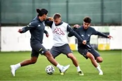 Ligde kötü giden Denizlispor, kupada erken havlu attı Ligde kötü giden Denizlispor, kupada erken havlu attı