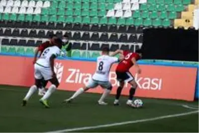 Ligde kötü giden Denizlispor, kupada erken havlu attı Ligde kötü giden Denizlispor, kupada erken havlu attı