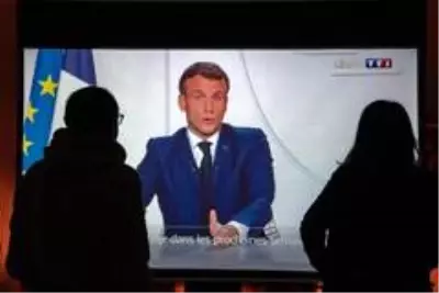 Macron, normale dönüşün üç aşamalı takvimini açıkladı Macron, normale dönüşün üç aşamalı takvimini açıkladı