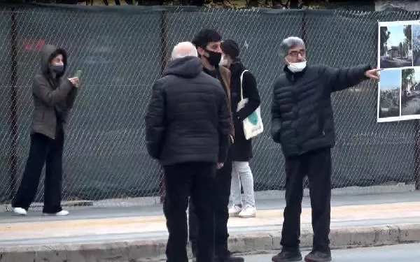 Maske takmayanlara testinin pozitif çıktığını söyleyip, adres sordu Maske takmayanlara testinin pozitif çıktığını söyleyip, adres sordu