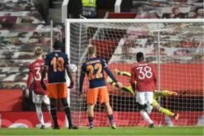 Medipol Başakşehir, Manchester United'a 4-1 yenildi Medipol Başakşehir, Manchester United'a 4-1 yenildi