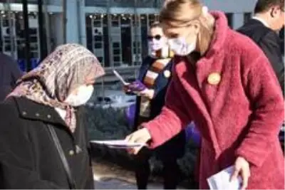 Mor balonlar katledilen 335 kadın için havalandı Mor balonlar katledilen 335 kadın için havalandı
