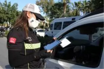 Mersin'in tek motorize kadın trafik polisi Mersin'in tek motorize kadın trafik polisi