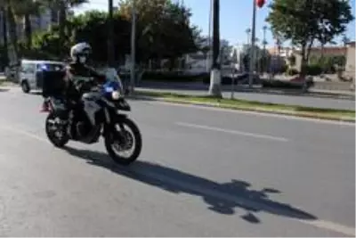 Mersin'in tek motorize kadın trafik polisi Mersin'in tek motorize kadın trafik polisi