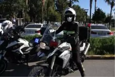 Mersin'in tek motorize kadın trafik polisi Mersin'in tek motorize kadın trafik polisi