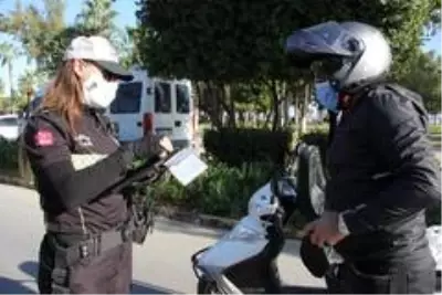 Mersin'in tek motorize kadın trafik polisi Mersin'in tek motorize kadın trafik polisi