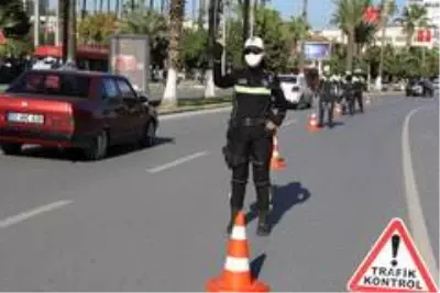 Mersin'in tek motorize kadın trafik polisi Mersin'in tek motorize kadın trafik polisi