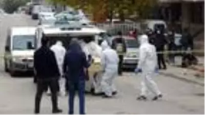 Oğlunun acısına kalbi dayanmadı Oğlunun acısına kalbi dayanmadı
