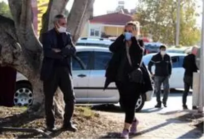 Lüks cipteki infazın detayları kan dondurdu: Önce iki arkadaşını öldürdü, sonra intihar etti Lüks cipteki infazın detayları kan dondurdu: Önce iki arkadaşını öldürdü, sonra intihar etti