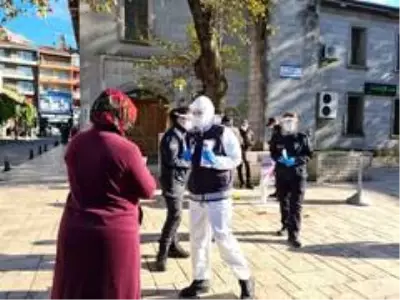 Son dakika haberi | Polis şiddete karşı kadınları bilgilendirdi Son dakika haberi | Polis şiddete karşı kadınları bilgilendirdi