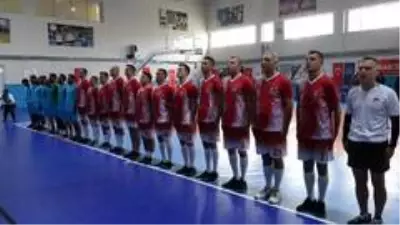 Resulaynlı sporcular ile Türk askeri dostluk maçı yaptı Resulaynlı sporcular ile Türk askeri dostluk maçı yaptı