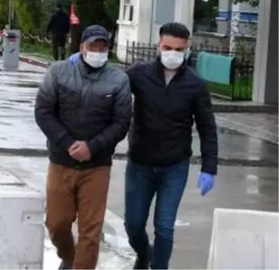 Sokak satıcılarına operasyon: 6 gözaltı Sokak satıcılarına operasyon: 6 gözaltı