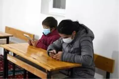 Son dakika haberi: Sosyal yardım alan ailelerin çocukları için ücretsiz internet Son dakika haberi: Sosyal yardım alan ailelerin çocukları için ücretsiz internet