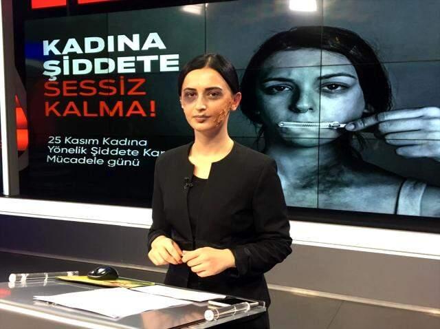 Spiker, kadına yönelik şiddete dikkat çekmek için morluk ve yara izi makyajıyla haber sundu Spiker, kadına yönelik şiddete dikkat çekmek için morluk ve yara izi makyajıyla haber sundu