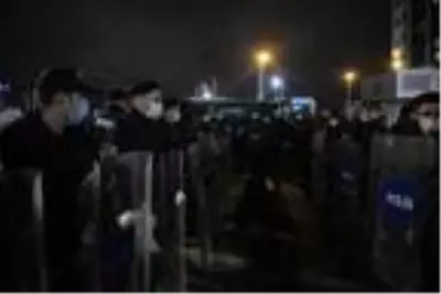 Taksim'de kadına şiddet eylemi Taksim'de kadına şiddet eylemi
