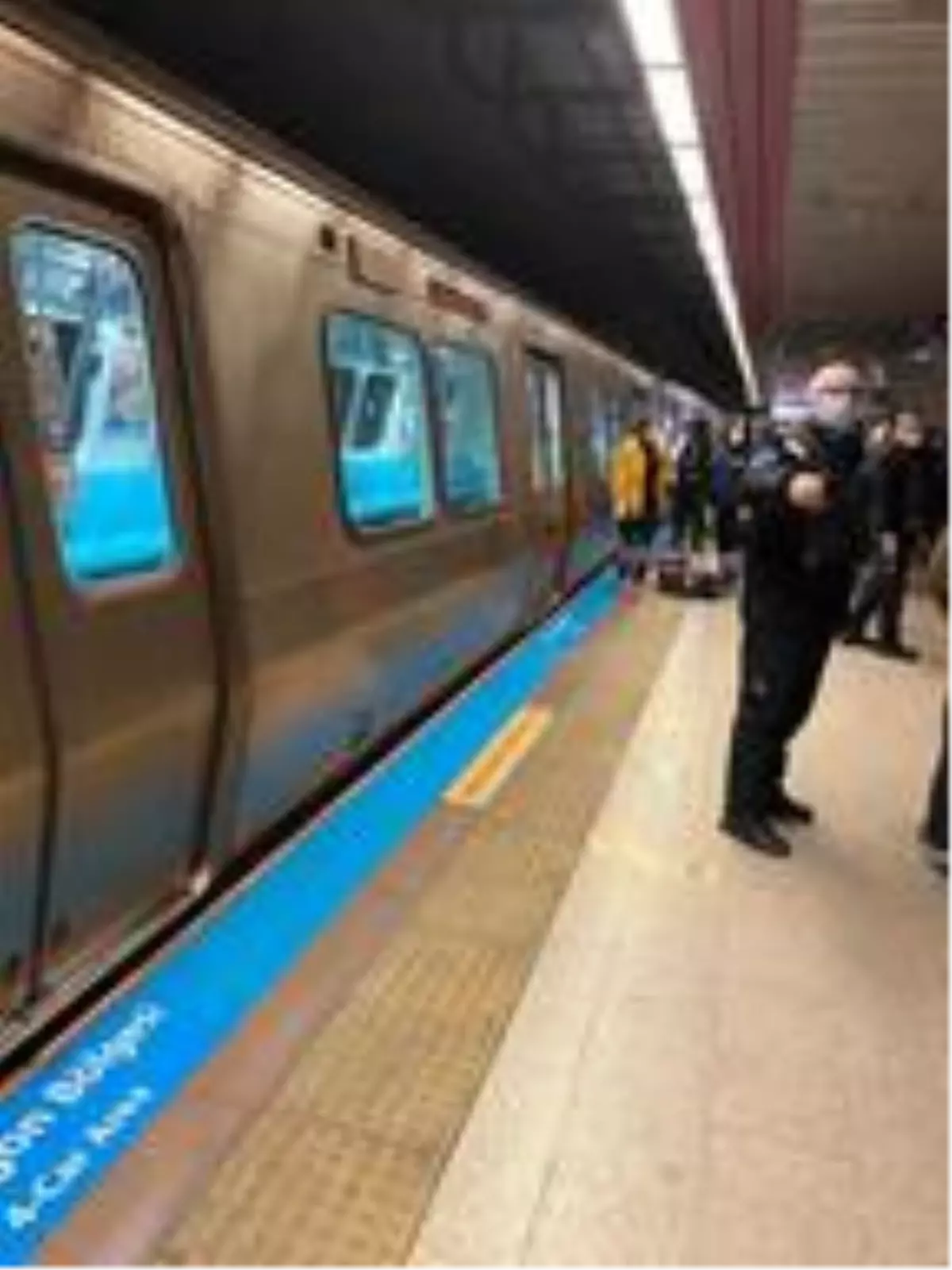Son dakika haber | Taksim Metro İstasyonu'nda raylara atlayan kişi öldü