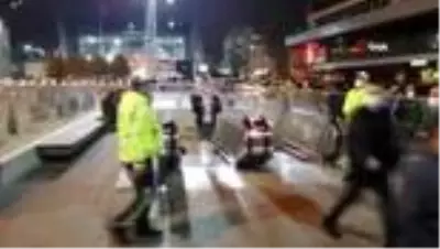 Taksim Metrosunda intihar Taksim Metrosunda intihar