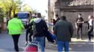 Edirne'de kaza sonrası arbede: 2 yaralı Edirne'de kaza sonrası arbede: 2 yaralı