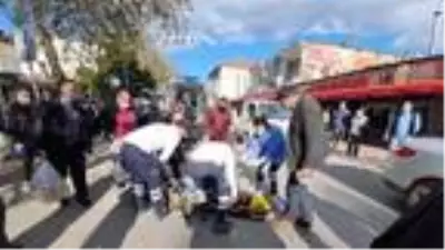 Traktör ile motosiklet çarpıştı: 1 yaralı Traktör ile motosiklet çarpıştı: 1 yaralı