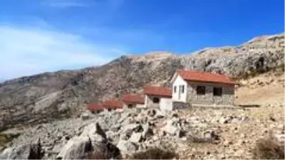 Tut'ta yayla evleri için ayrılan parsellerde talep patlaması yaşanıyor Tut'ta yayla evleri için ayrılan parsellerde talep patlaması yaşanıyor