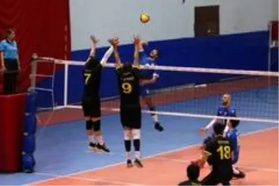 TVF Erkekler Voleybol 1. Ligi: Kocaeli Büyükşehir Belediyesi Kağıtspor: 2 Konya Büyükşehir Belediyespor: 3 TVF Erkekler Voleybol 1. Ligi: Kocaeli Büyükşehir Belediyesi Kağıtspor: 2 Konya Büyükşehir Belediyespor: 3