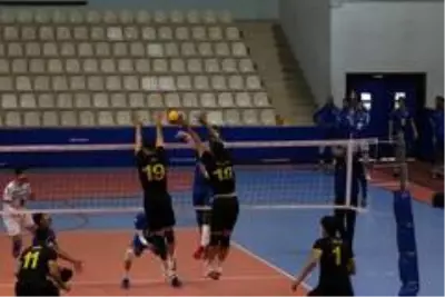 TVF Erkekler Voleybol 1. Ligi: Kocaeli Büyükşehir Belediyesi Kağıtspor: 2 Konya Büyükşehir Belediyespor: 3 TVF Erkekler Voleybol 1. Ligi: Kocaeli Büyükşehir Belediyesi Kağıtspor: 2 Konya Büyükşehir Belediyespor: 3