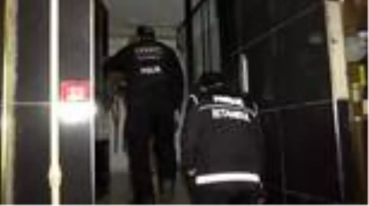 Uyuşturucu satıcılarına yönelik eş zamanlı operasyonda çok sayıda şüpheli yakalandı