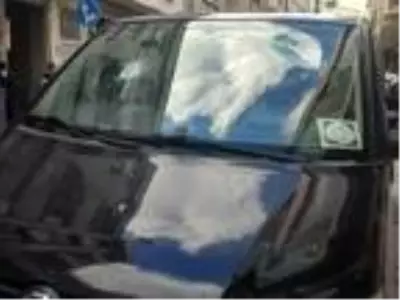 Zeytinburnu'nda silahlı sopalı kavga: 2 yaralı Zeytinburnu'nda silahlı sopalı kavga: 2 yaralı