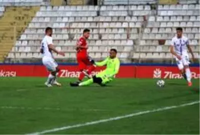 Ziraat Türkiye Kupası: Adana Demirspor: 2 Afyet Afyonspor: 1 (İlk yarı sonucu) Ziraat Türkiye Kupası: Adana Demirspor: 2 Afyet Afyonspor: 1 (İlk yarı sonucu)