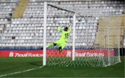 Ziraat Türkiye Kupası: Adana Demirspor: 2 Afyet Afyonspor: 1 (İlk yarı sonucu) Ziraat Türkiye Kupası: Adana Demirspor: 2 Afyet Afyonspor: 1 (İlk yarı sonucu)