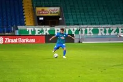 Ziraat Türkiye Kupası: Çaykur Rizespor: 6 Uşakspor: 0 (Maç sonucu) Ziraat Türkiye Kupası: Çaykur Rizespor: 6 Uşakspor: 0 (Maç sonucu)