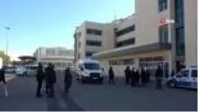 3 kişinin lüks cipte ölümünün ardından cenazeler yakınlarına teslim edildi 3 kişinin lüks cipte ölümünün ardından cenazeler yakınlarına teslim edildi