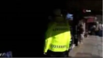 Afyonkarahisar'da cadde ve sokaklarda korona virüs denetimi Afyonkarahisar'da cadde ve sokaklarda korona virüs denetimi