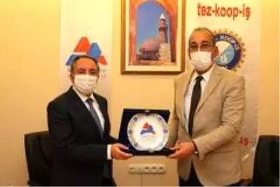 AİÇÜ'de Toplu İş Sözleşmesi İmzalandı AİÇÜ'de Toplu İş Sözleşmesi İmzalandı